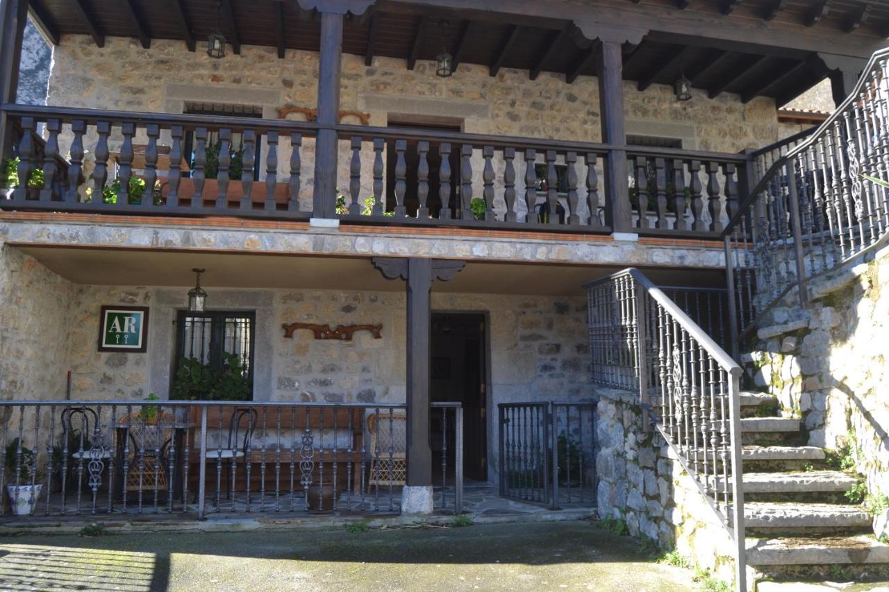 El Portal Del Abuelo Appartement Arenas De Cabrales Buitenkant foto