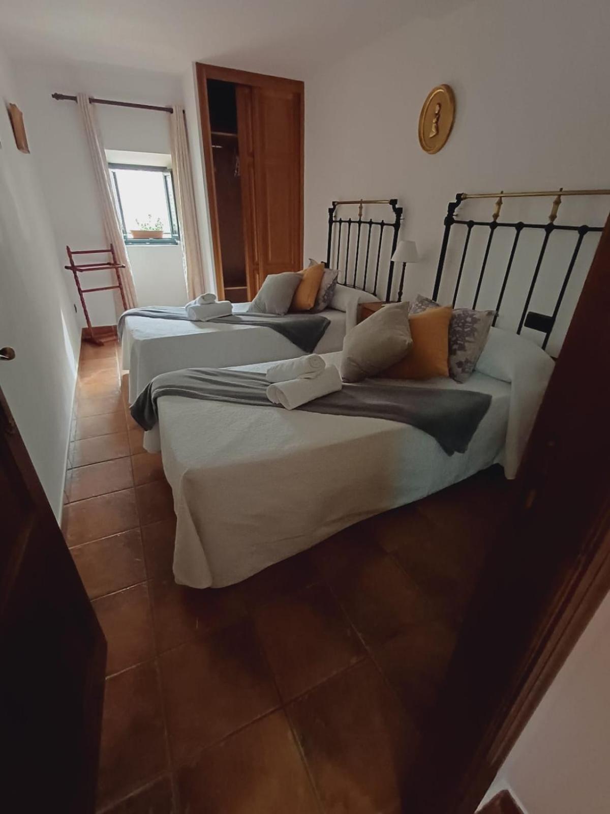 El Portal Del Abuelo Appartement Arenas De Cabrales Buitenkant foto